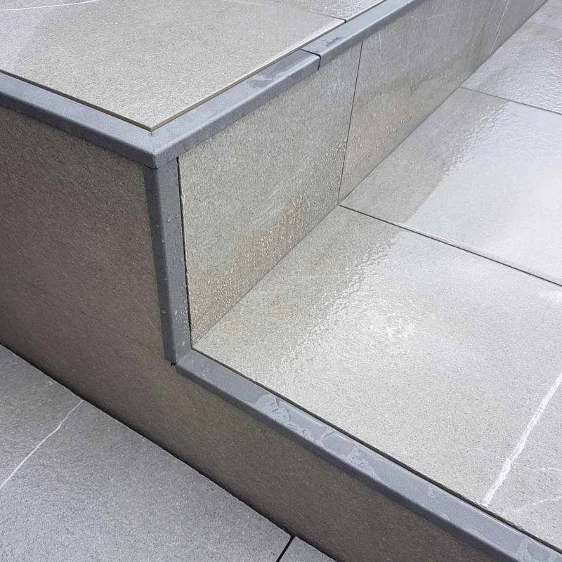 Bordure Aluminium BSJ - Gris Anthracite - Longueur 2,70 M 3 Bordure Aluminium BSJ - Gris Anthracite - Longueur 2,70 M